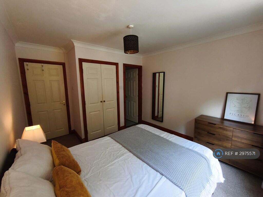 Apartment in Glasgow - View 5