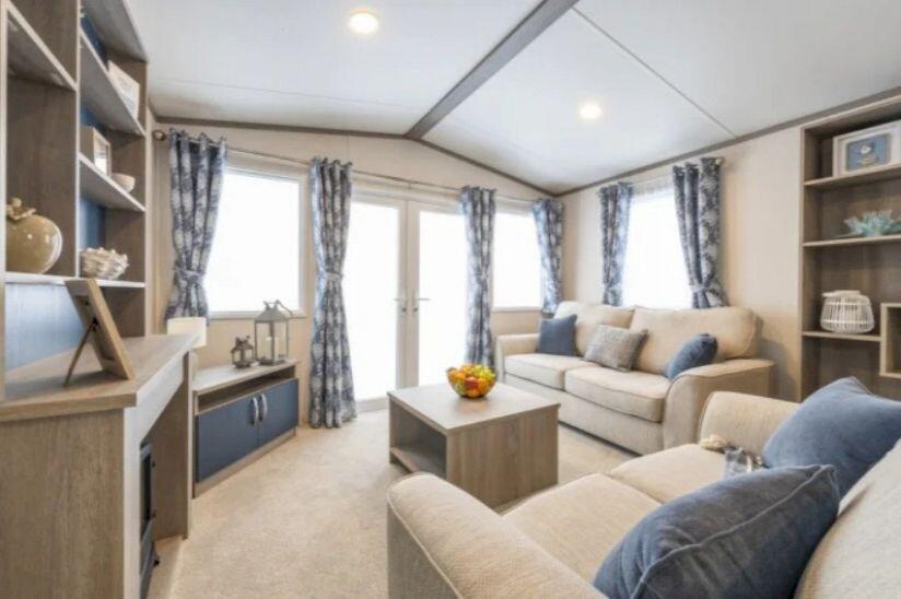 Two Bed Regal Retreat, Strangers Holiday Park, Bradfield, Manningtree, Essex, CO11 2US photo 4