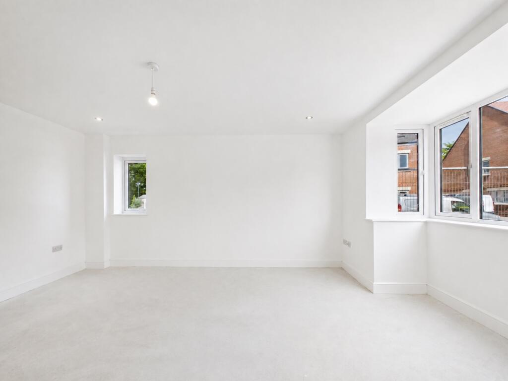 House in Leicester - View 5
