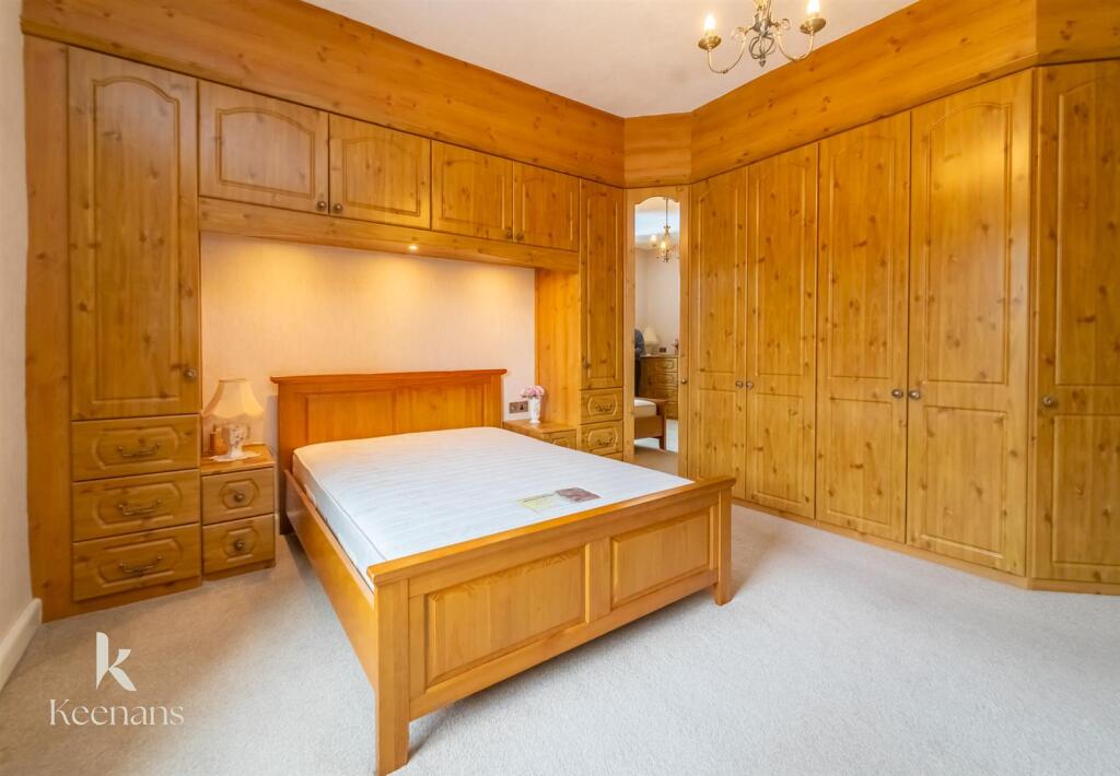 House in Hyndburn, Enfield - View 6