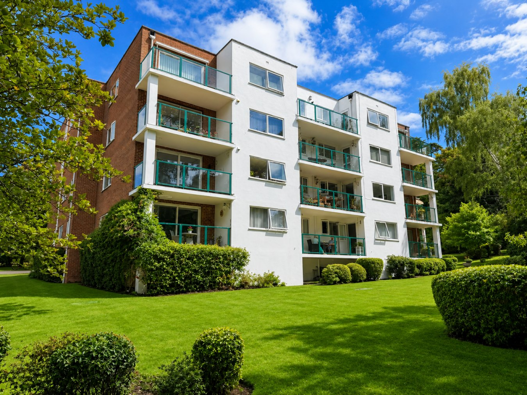 Main image of property: Heathside Court, 28 Avalon, Lilliput, BH14