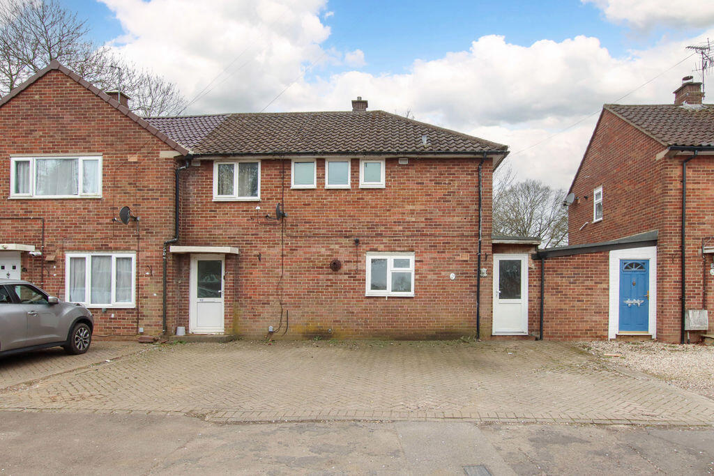 Main image of property: Everest Way, Hemel Hempstead