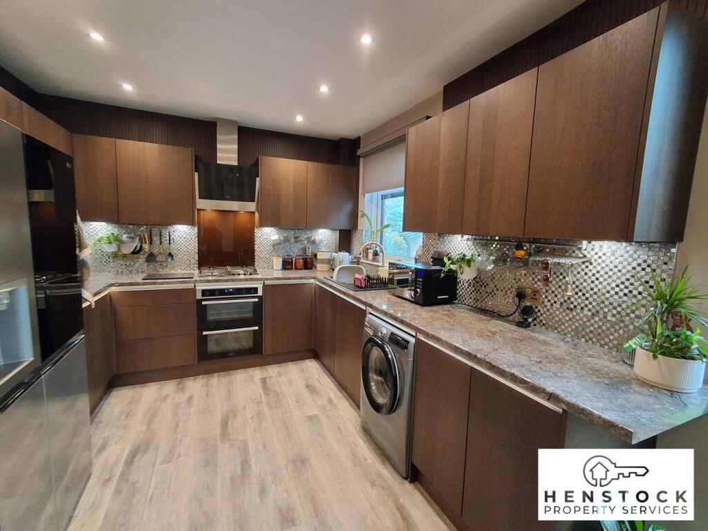 House in Manchester, Greater Manchester - View 5