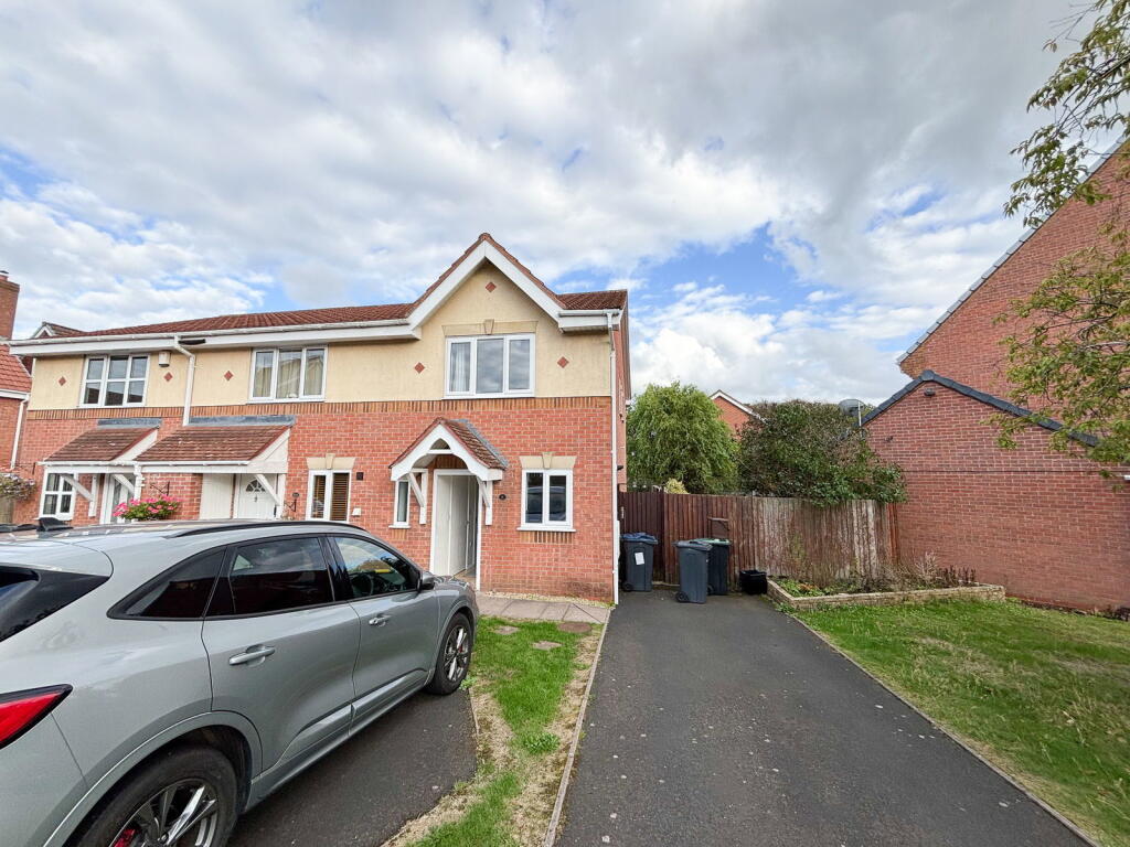 Main image of property: Roughley Farm Road,Sutton Coldfield,B75 5RT