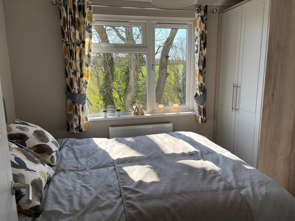 House in Mid Suffolk, Great Blakenham - More