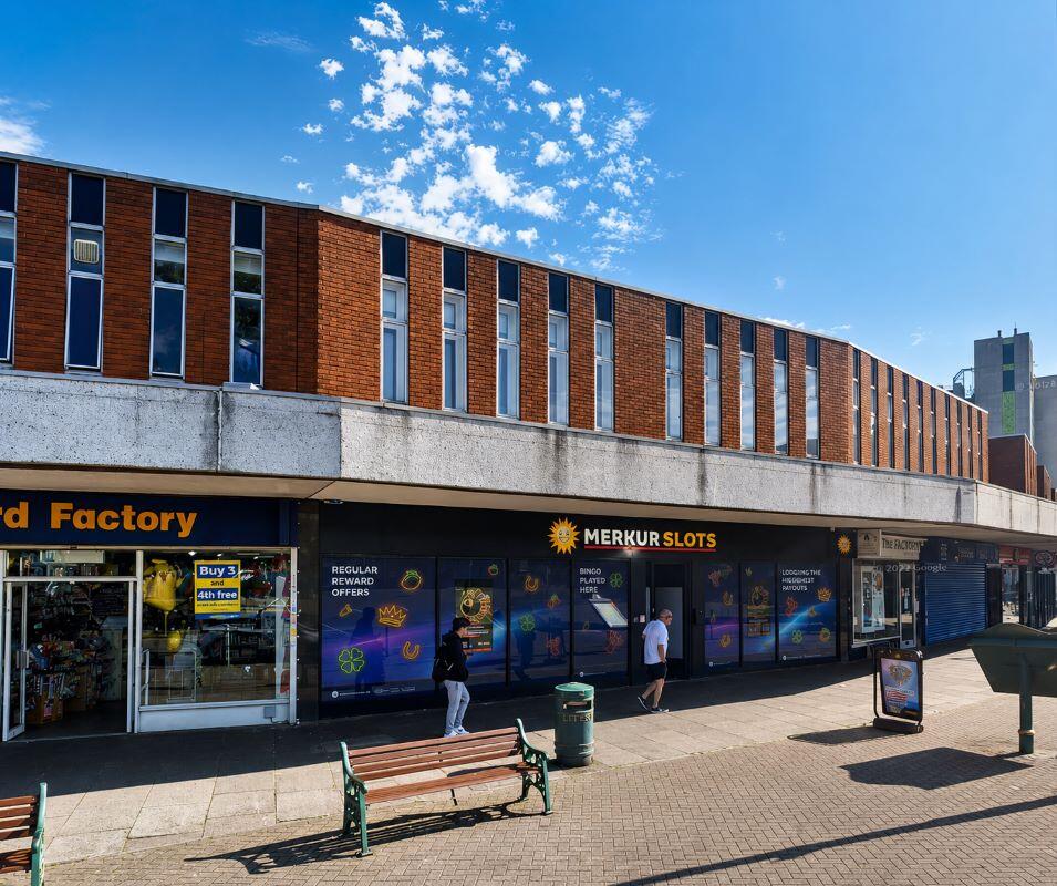 Main image of property: 1076 Warwick Road, Acocks Green, Birmingham, West Midlands, B27 6BH