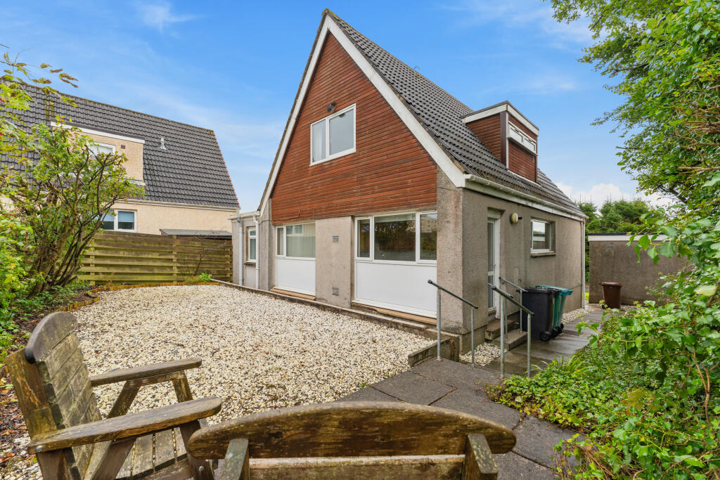 House in Cumbernauld, Kildrum - View 4