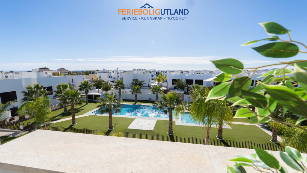 Main image of property: Valencia, Alicante, Torre de la Horadada