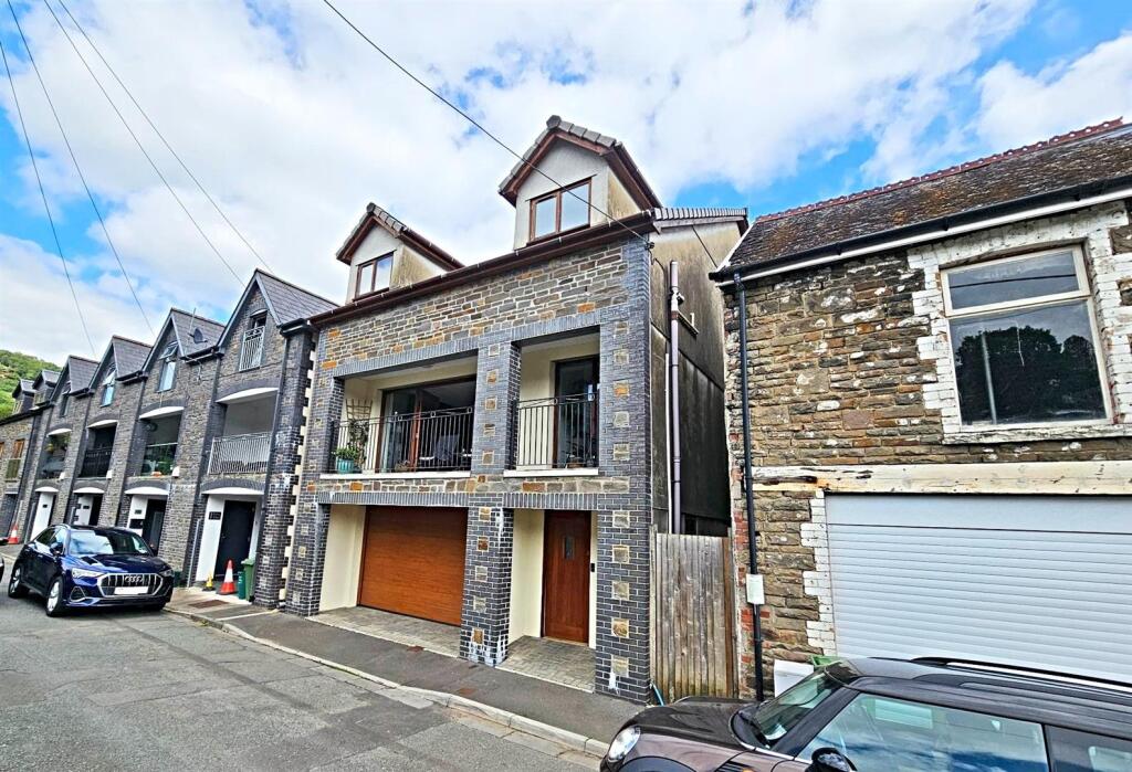 Sion Street, Pontypridd, Pontypridd