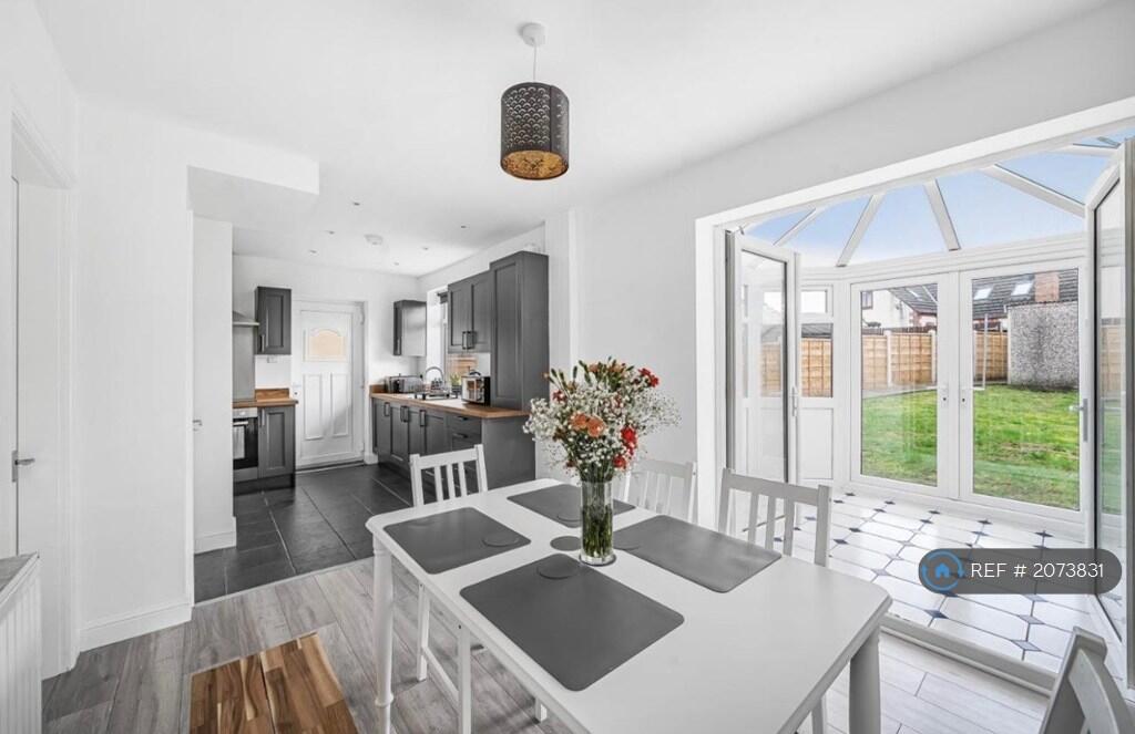 Main image of property: Dewsbury Road, Wakefield, WF3