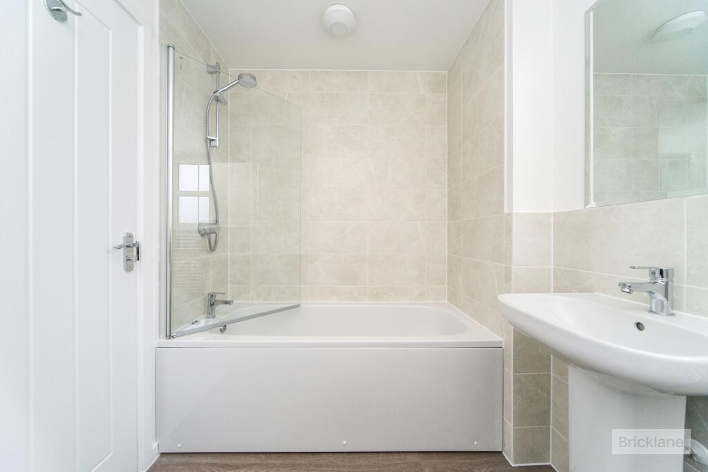 House in Wealden, Westham - More