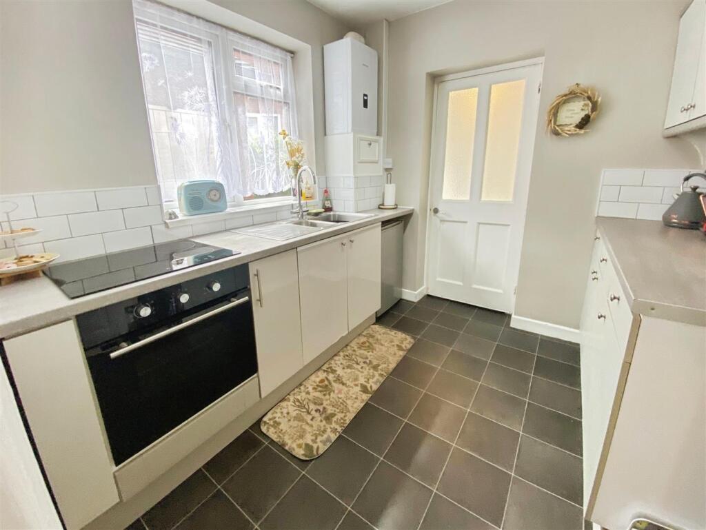 49, Overdale Road, Bayston Hill, Shrewsbury photo 3
