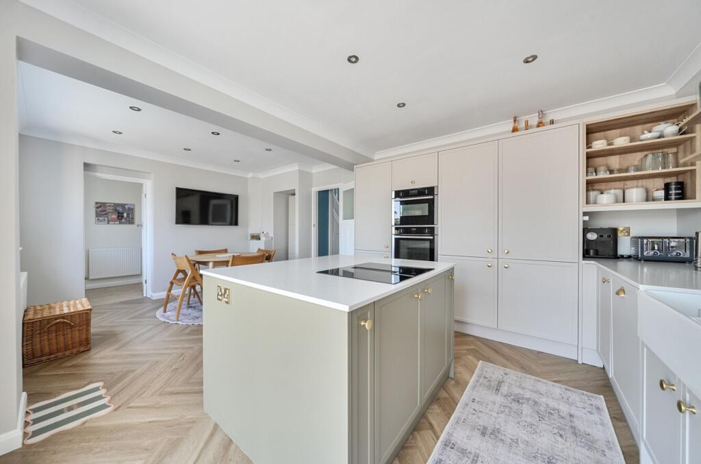 House in Tonbridge and Malling, Kent - View 3