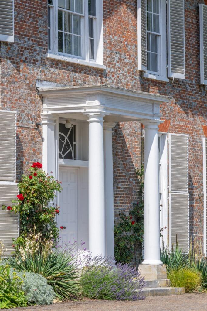 House in Chaddleworth, West Berkshire - More