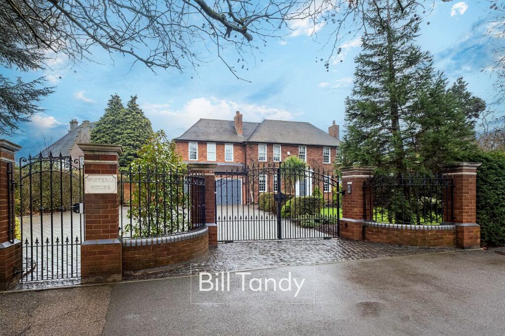 Main image of property: 21 The Friary, Lichfield, WS13