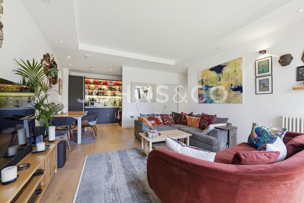 Main image of property: Globe House, Botanic Sqaure, London, E14