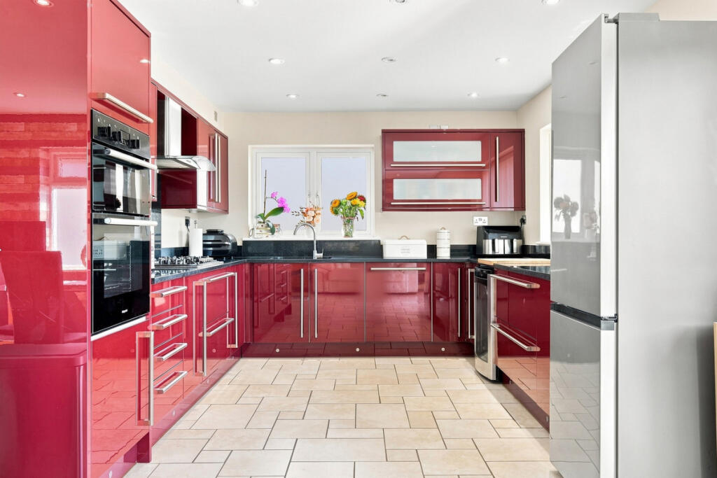 House in Southend-on-Sea, North Shoebury - View 5