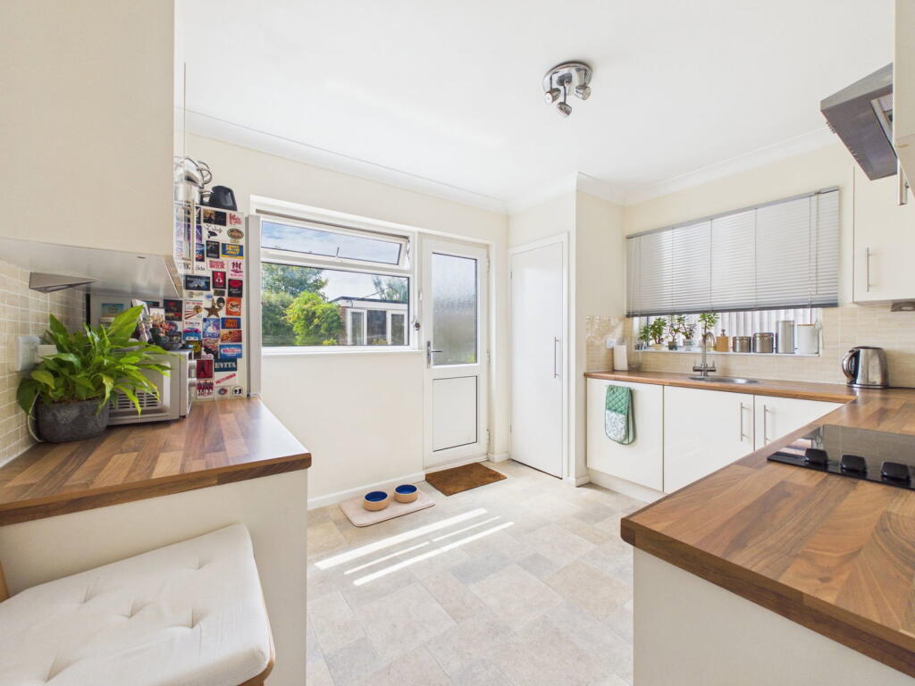 House in Worthing, West Sussex - View 5