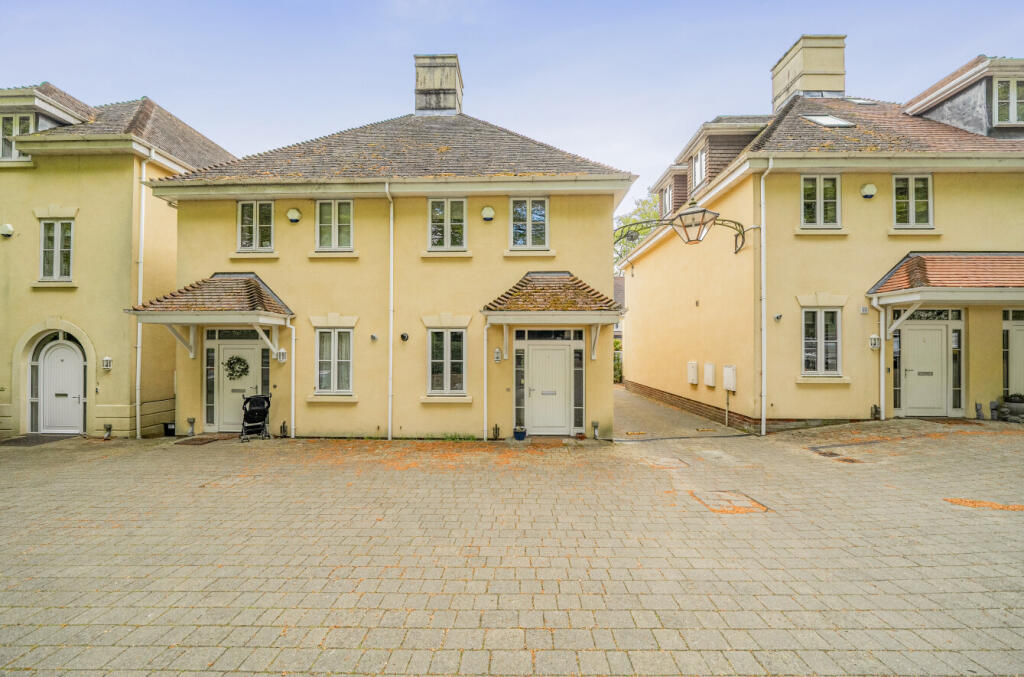 Main image of property: Chilbolton Avenue, Winchester, Hampshire, SO22