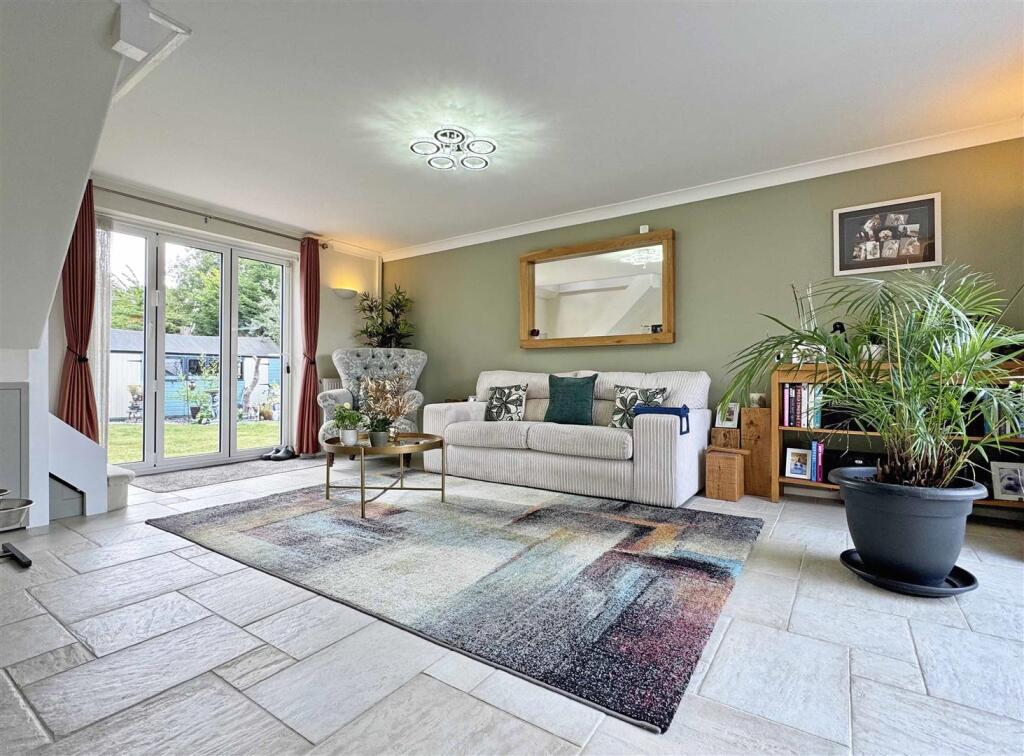 House in Chelmsford - View 2