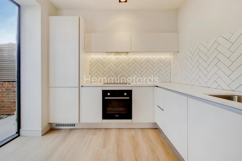 House in London, Muswell Hill - View 4