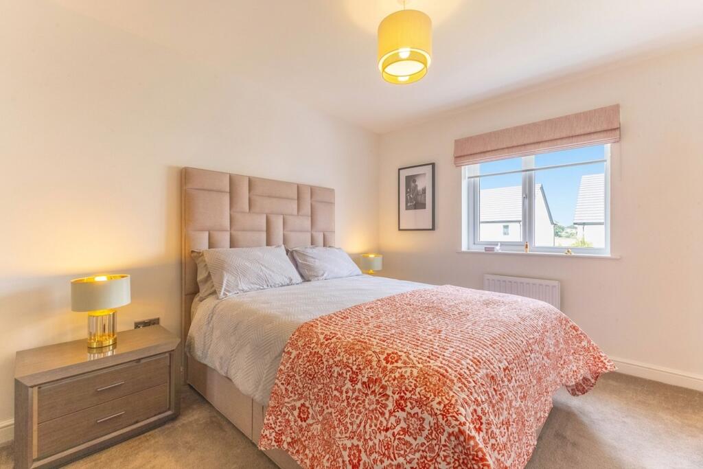 House in Lancaster - View 5