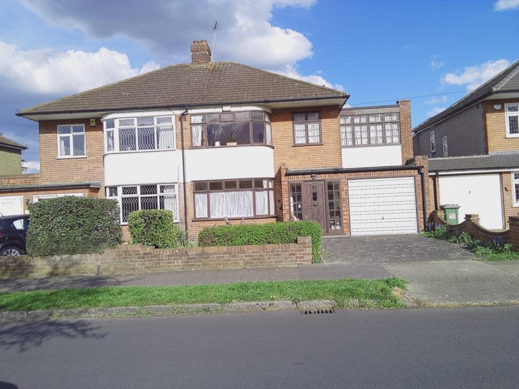 Main image of property: The GRove, Upminster, RM14