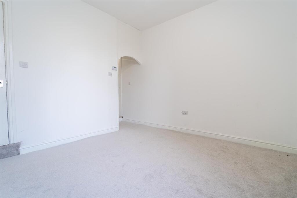 Additional image 8 of Gleave Road, Selly Oak, Birmingham, West Midlands, B29