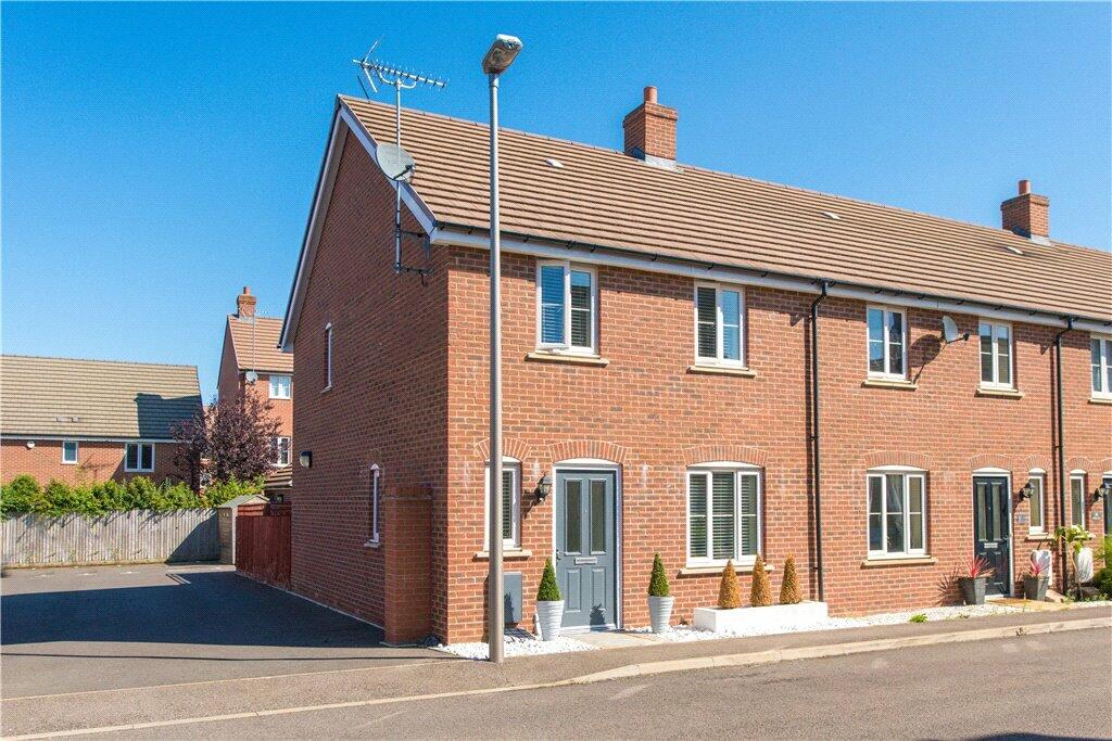 Main image of property: Fletton Dell, Woburn Sands, Milton Keynes, Buckinghamshire, MK17