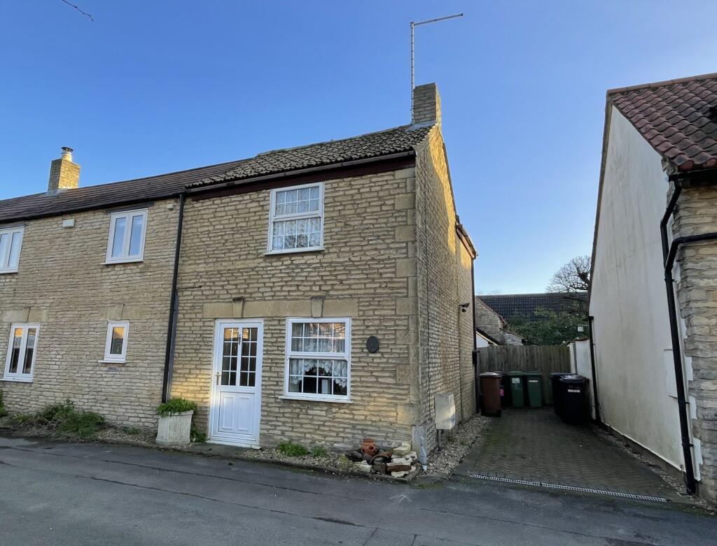 2-bed semi-detached on The Pingle: Northborough, £220,000