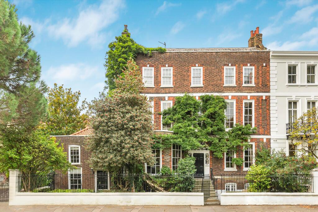 Main image of property: The Old Court House, The Green, Richmond, TW9
