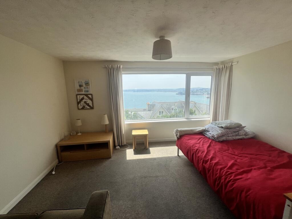 Flat 6, Walden House, 2 St. Lukes Road South, Torquay, Devon TQ2 5YQ photo 3