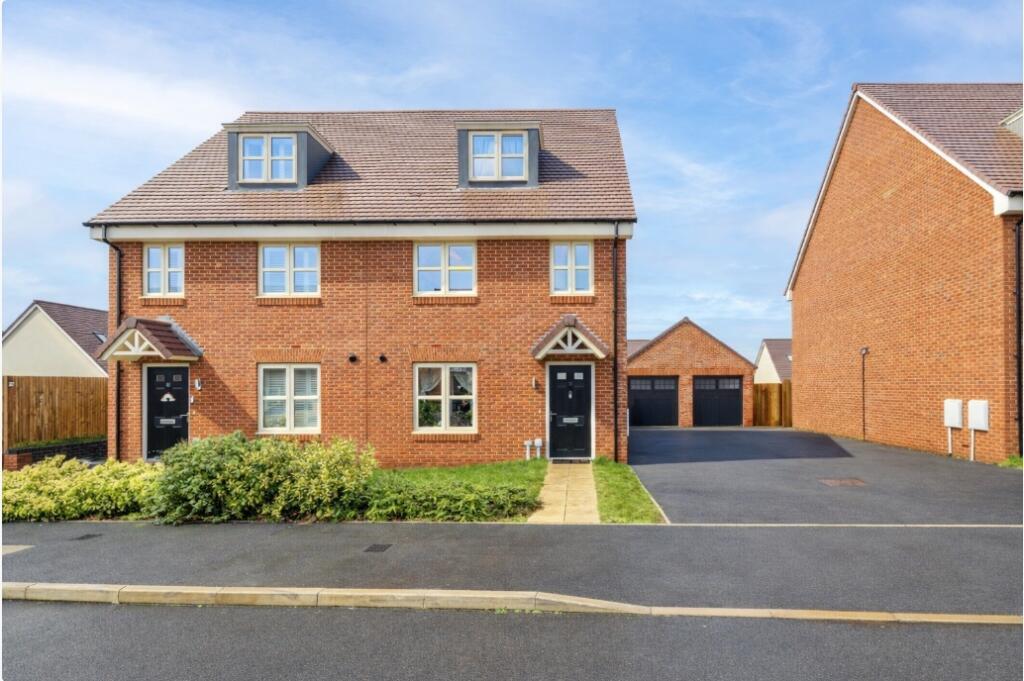 Main image of property: Osprey Drive, St. Albans, Hertfordshire, AL4