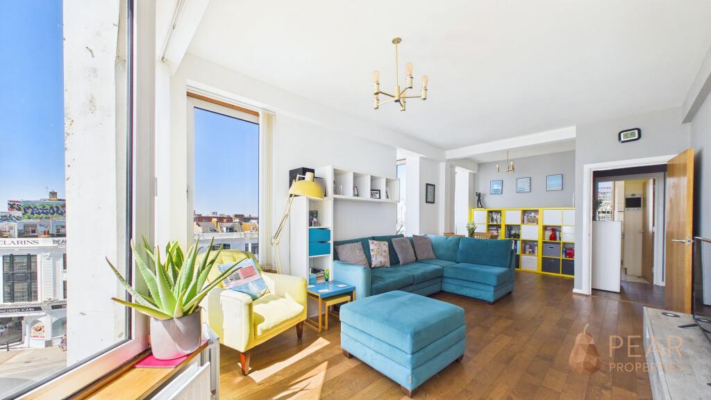Apartment in Worthing, West Worthing - View 2