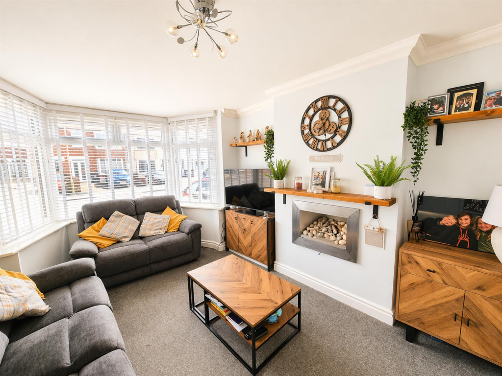 House in Gosport, Hardway - View 3