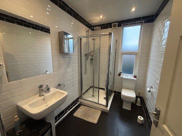 House in Nottingham - View 3