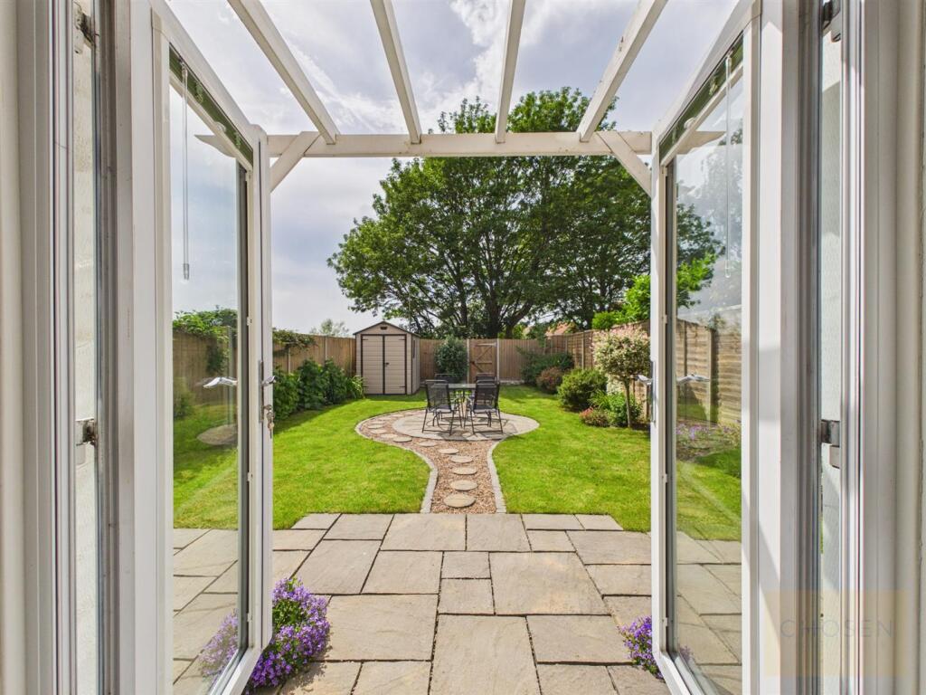 House in Gloucester, Longlevens - More
