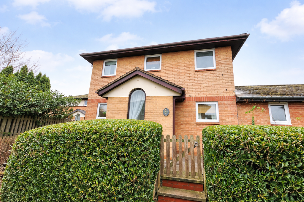Main image of property: Holly Close, Milton Keynes, Buckinghamshire, MK8