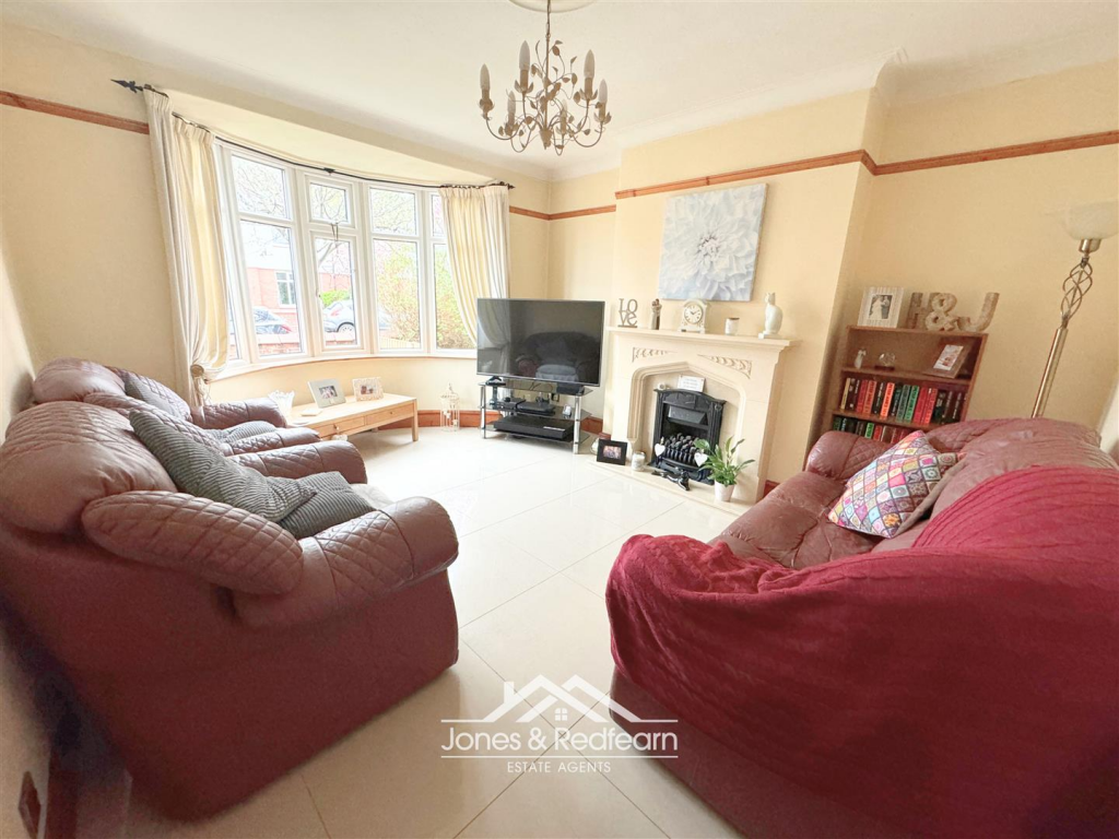 House in Llandudno - View 2