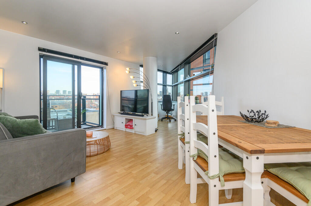 Main image of property: 1 Brewery Wharf, Waterloo St LS10