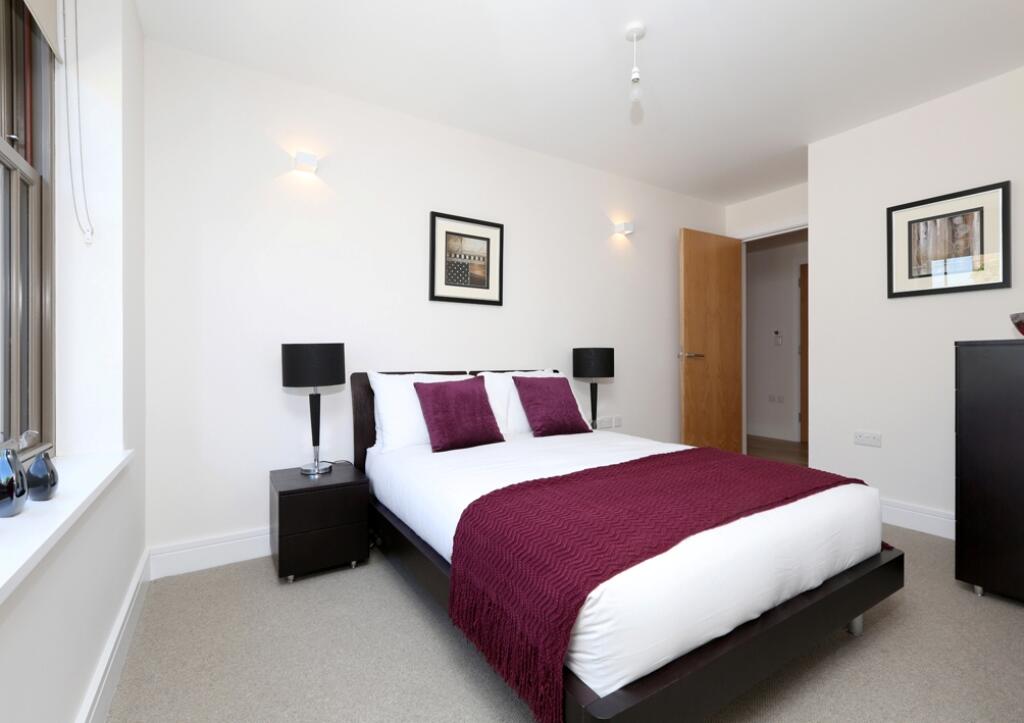Apartment in London - View 5