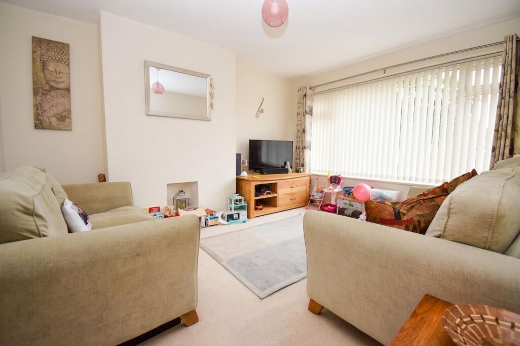 House in Eastleigh, Fryern, Chandler's Ford - View 5