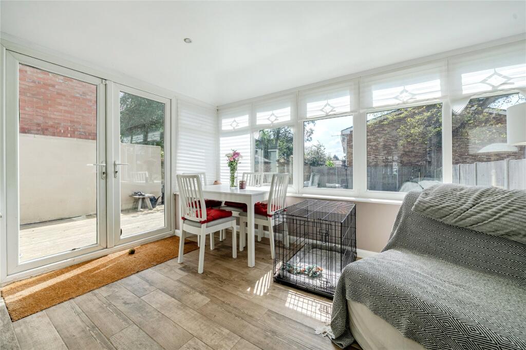 House in Surrey Heath, Surrey - View 5