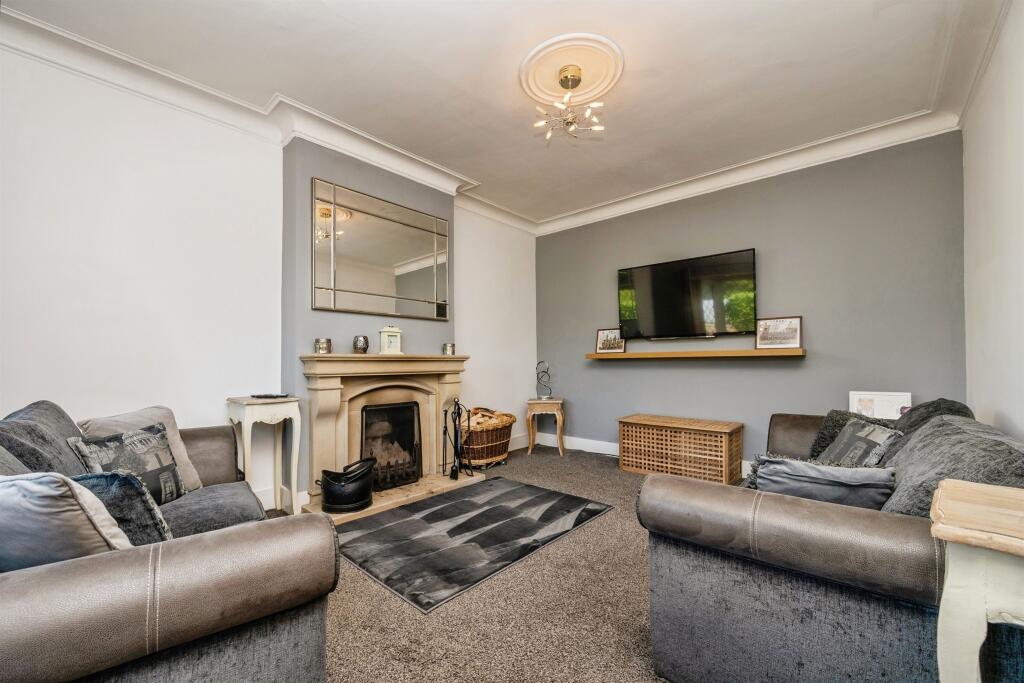 House in Stratford-on-Avon, Tanworth-in-Arden - More