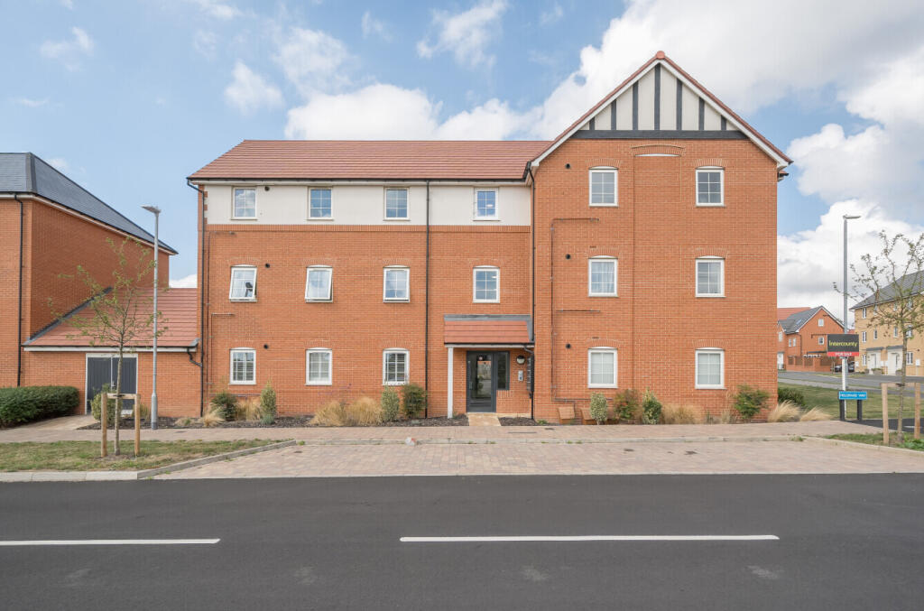 Main image of property: Fieldfare Way, Harlow, Essex, CM17