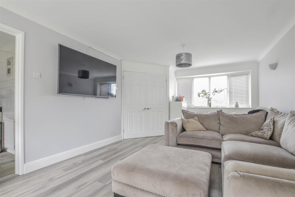 House in Broxbourne - View 3