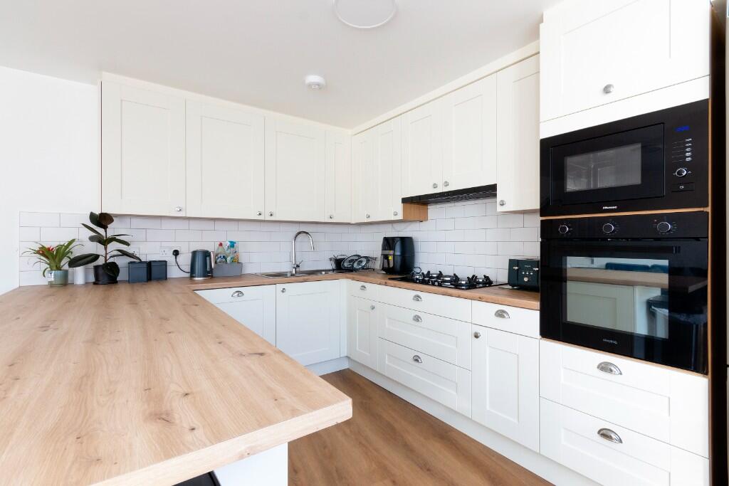 Main image of property: Gilbey Road, London, SW17
