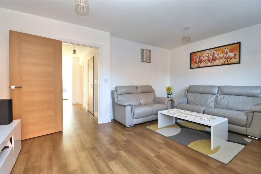 House in Guildford - View 5