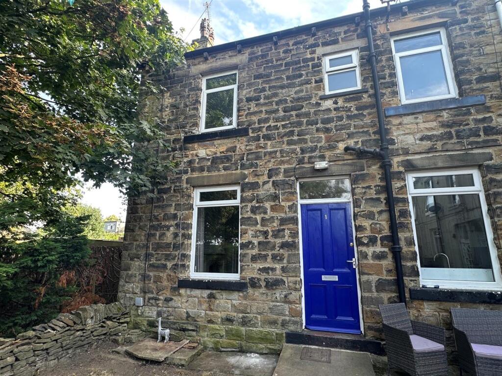 Main image of property: Grange Cottages, Cleckheaton