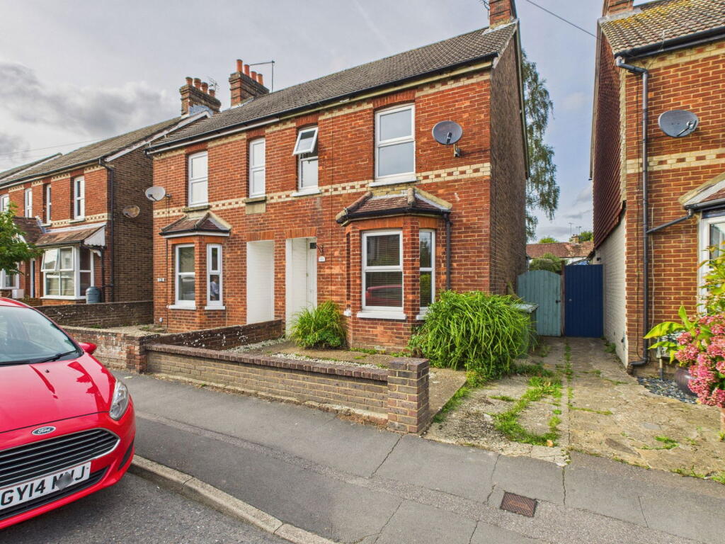 Main image of property: Crawley Road, Horsham, West Sussex.